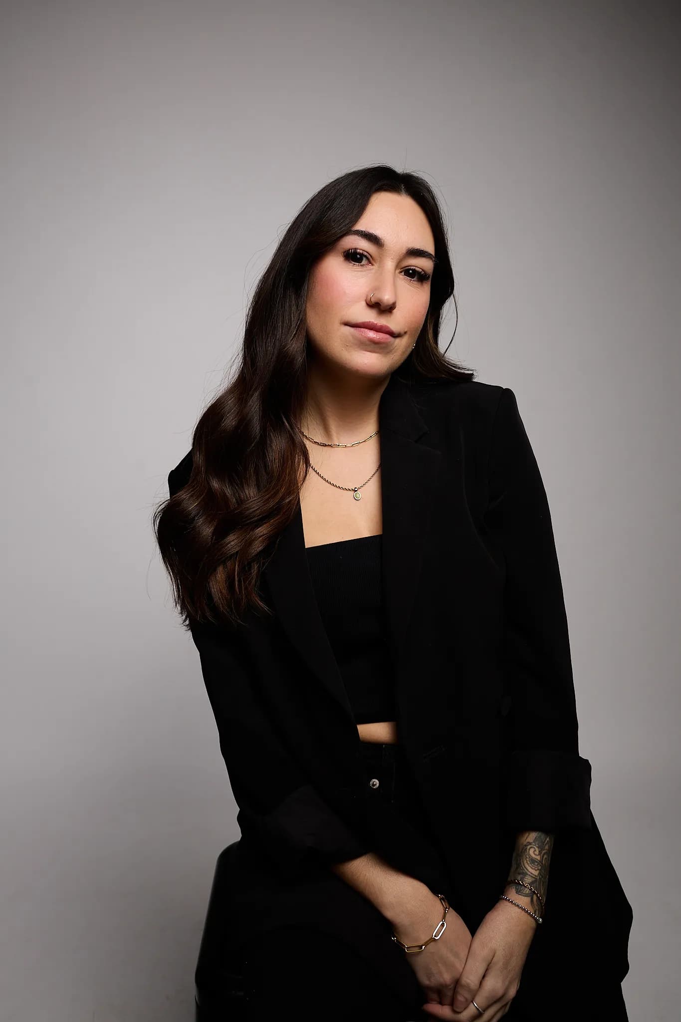 Mélanie, Spécialiste dualiste